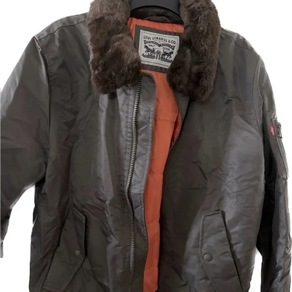 LEVI'S Men's Flight Bomber Jacket with a Faux Fur Removable Collar army green S